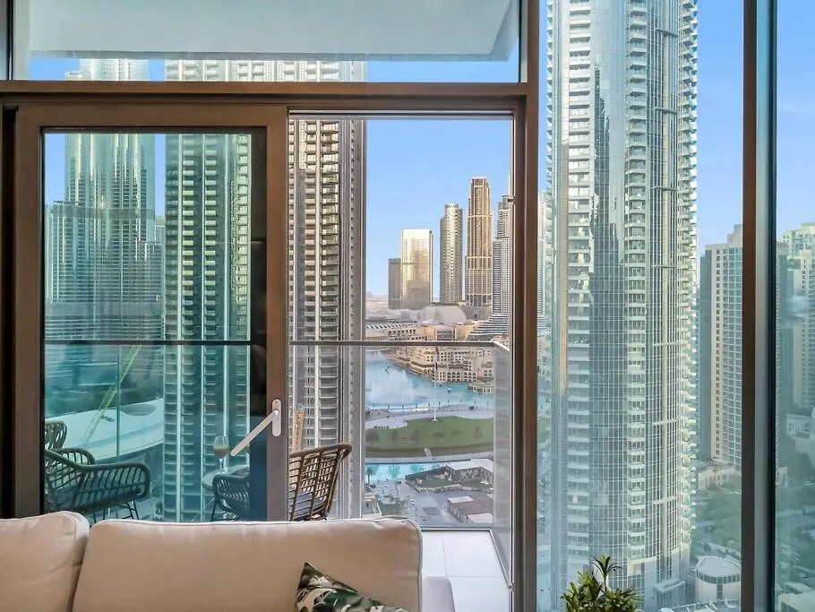 2Br-Fountain & Burj Khalifa View - Near Dubai Mall Apartment